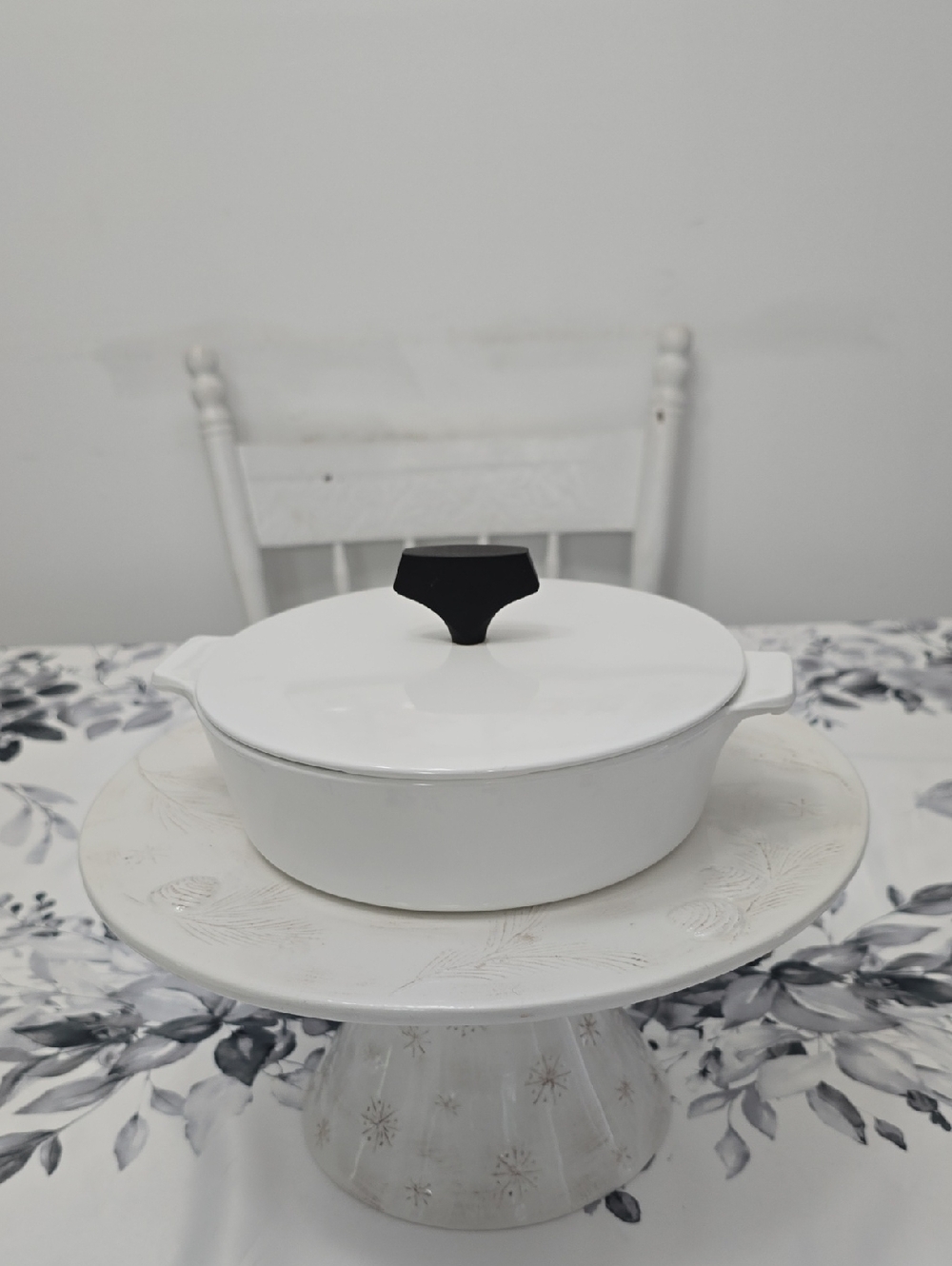 Corningware MCM 1 Qt White Coupe Buffet Server With Lid Handle B-1